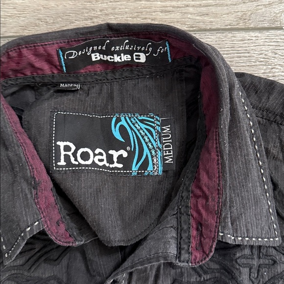 Roar design for Buckle men’s western shirt medium - Picture 4 of 6